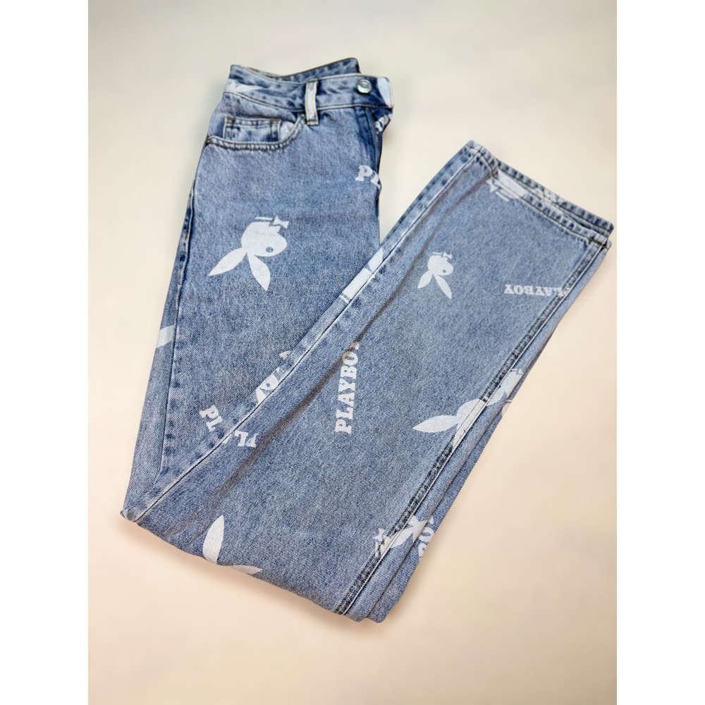 Playboy by‎ PacSun All Over Logo Print Jeans Light Wash Women 25 Straight Leg